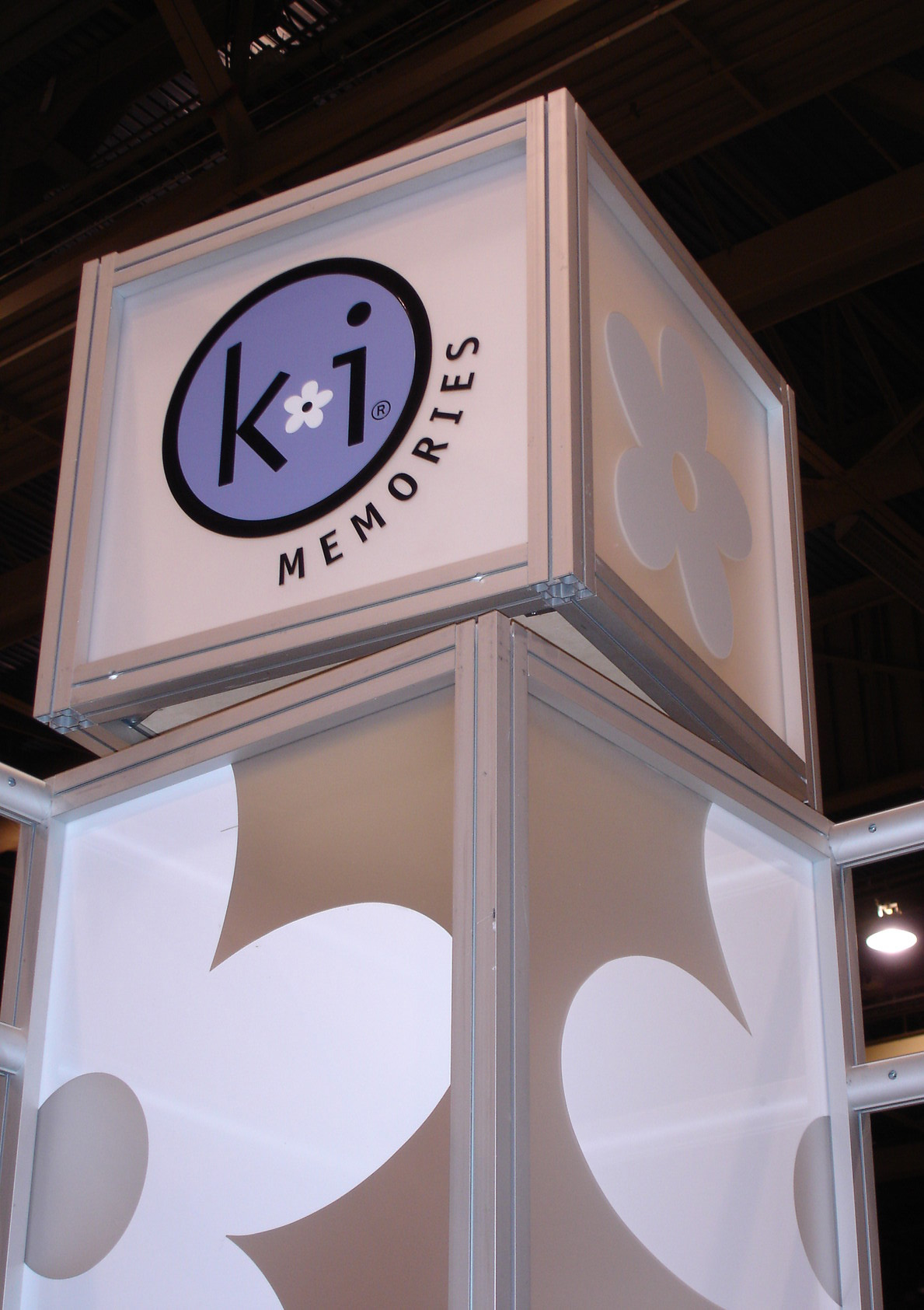 kimem_booth_9.jpg