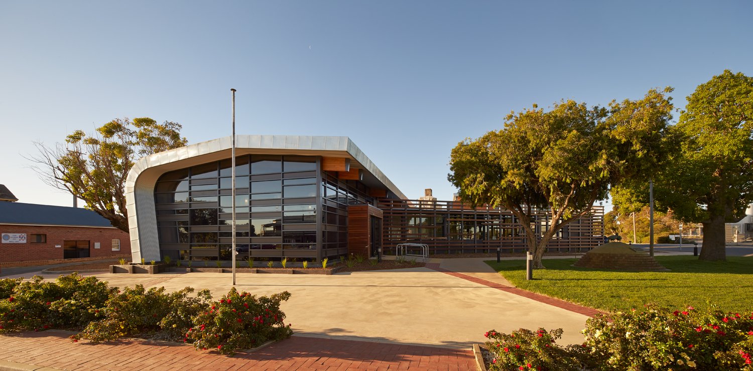 Hindmarsh High Res 11.jpg