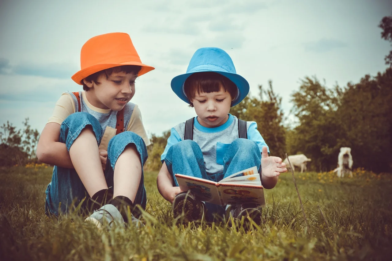 Simple everyday activities to boost your bilingual child’s language skills