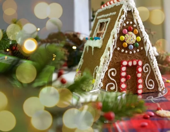 WIN! A Ginger Bread House Baking Kit from Wicked Uncle