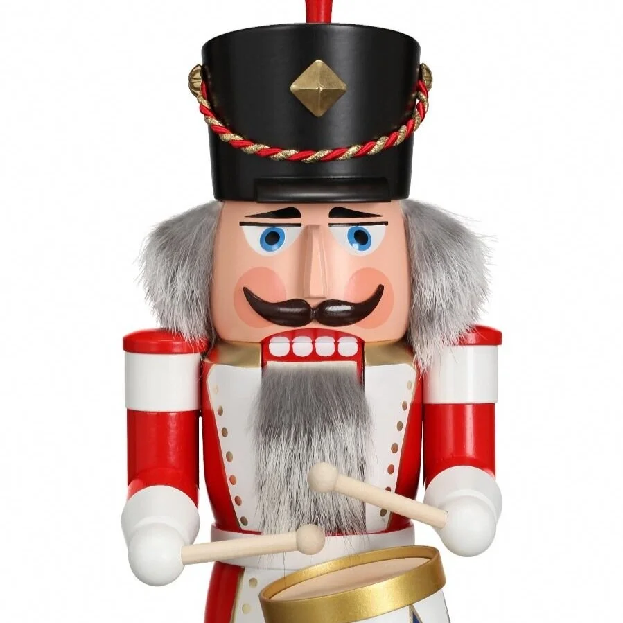 WIN! Beautiful Wooden German Nutcracker Soldier for Christmas!