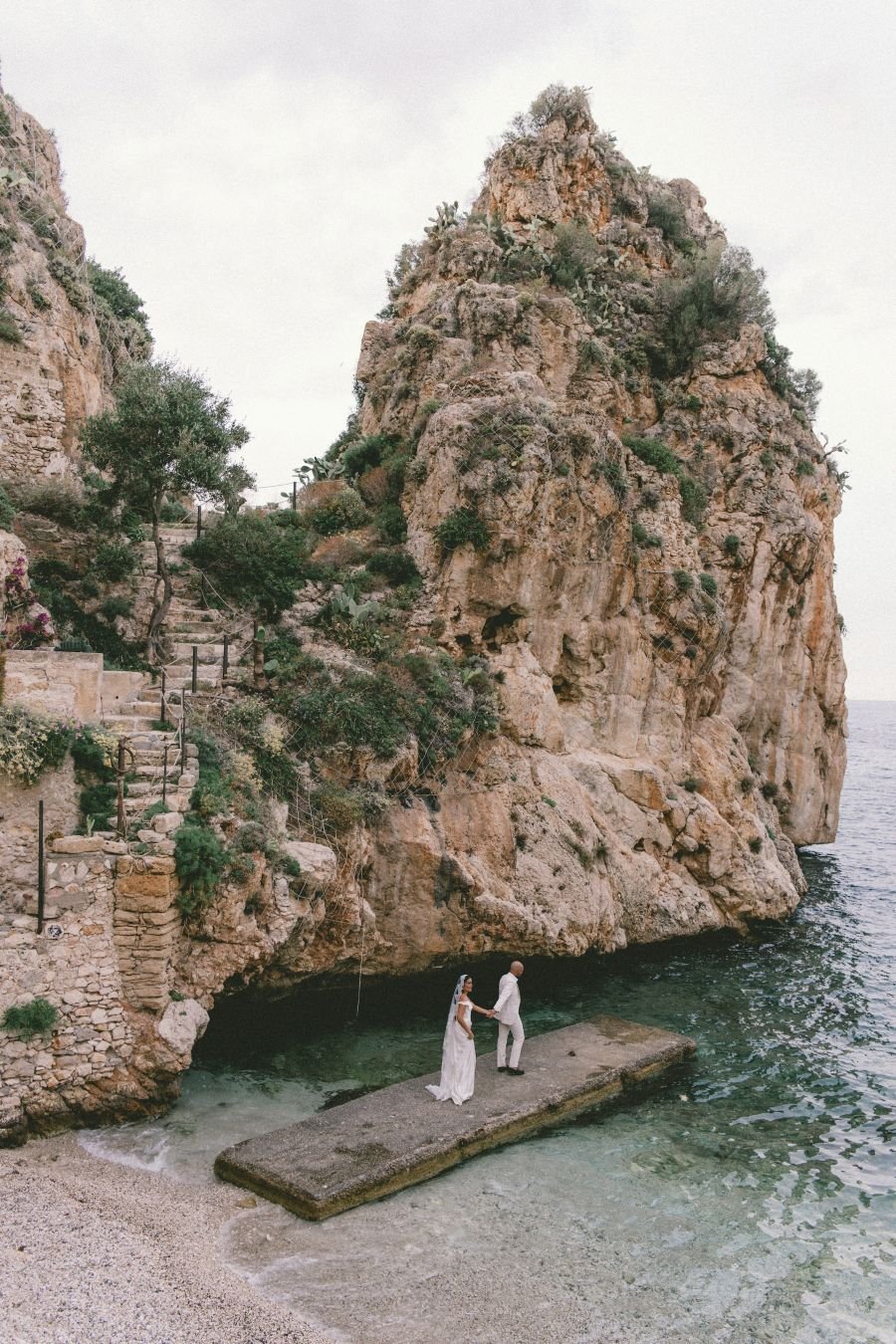 How to Plan a Small Romantic Wedding in Italy