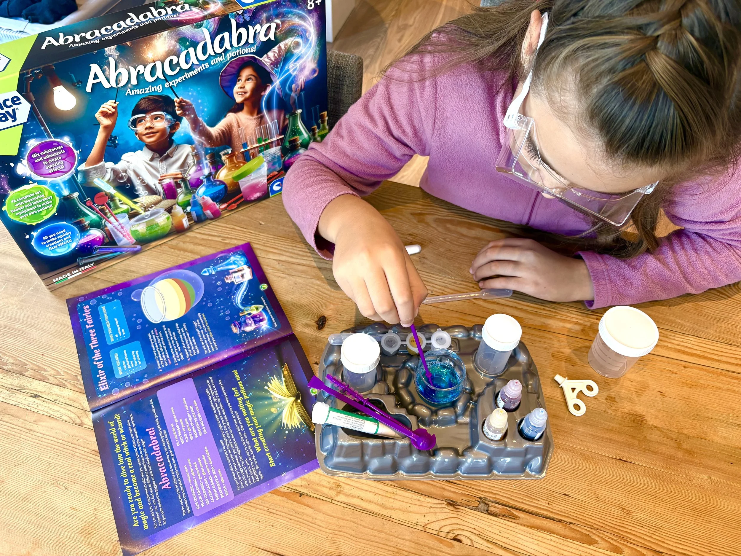 Clementoni children's chemistry set