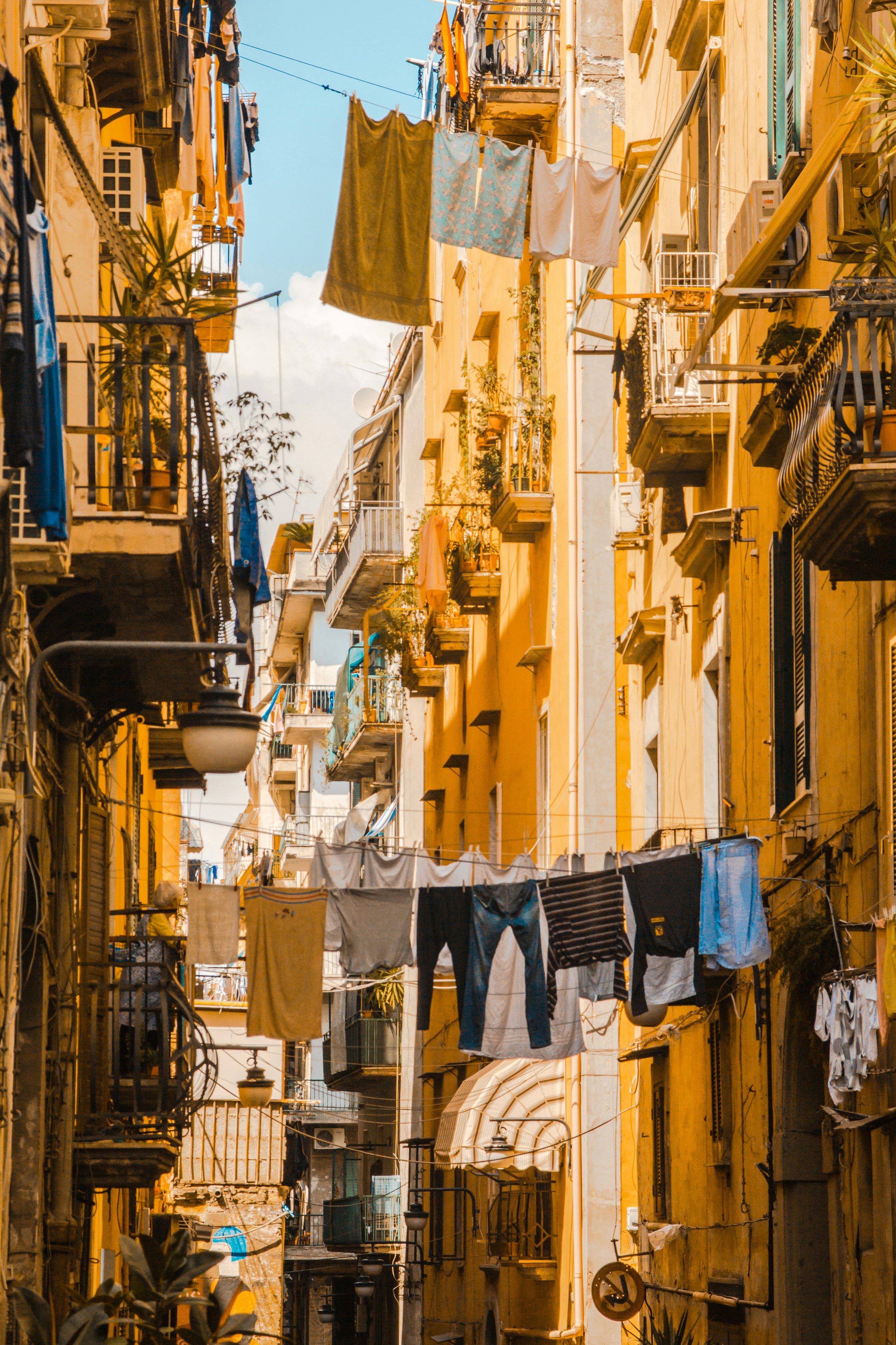 the backstreets of Naples full of washing lines hanging from house to house.