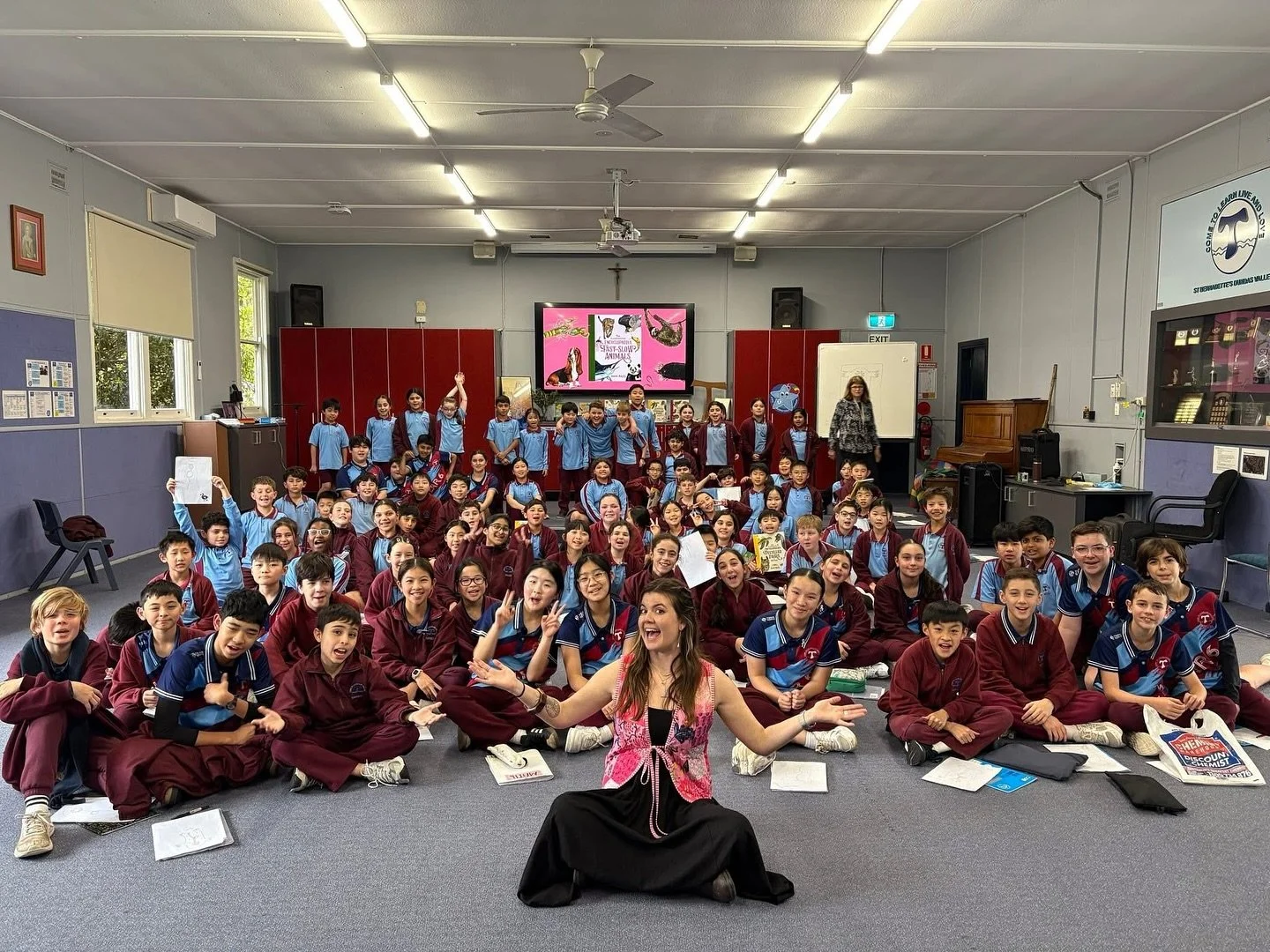 And that&rsquo;s a wrap! 
Just kidding&hellip; I have two weeks left of fun school sessions 😆 it&rsquo;s just the end of Book Week haha. 

Thanks to all the beautiful schools that made this week so much fun and joyful, I&rsquo;ll never forget it 🩵 
