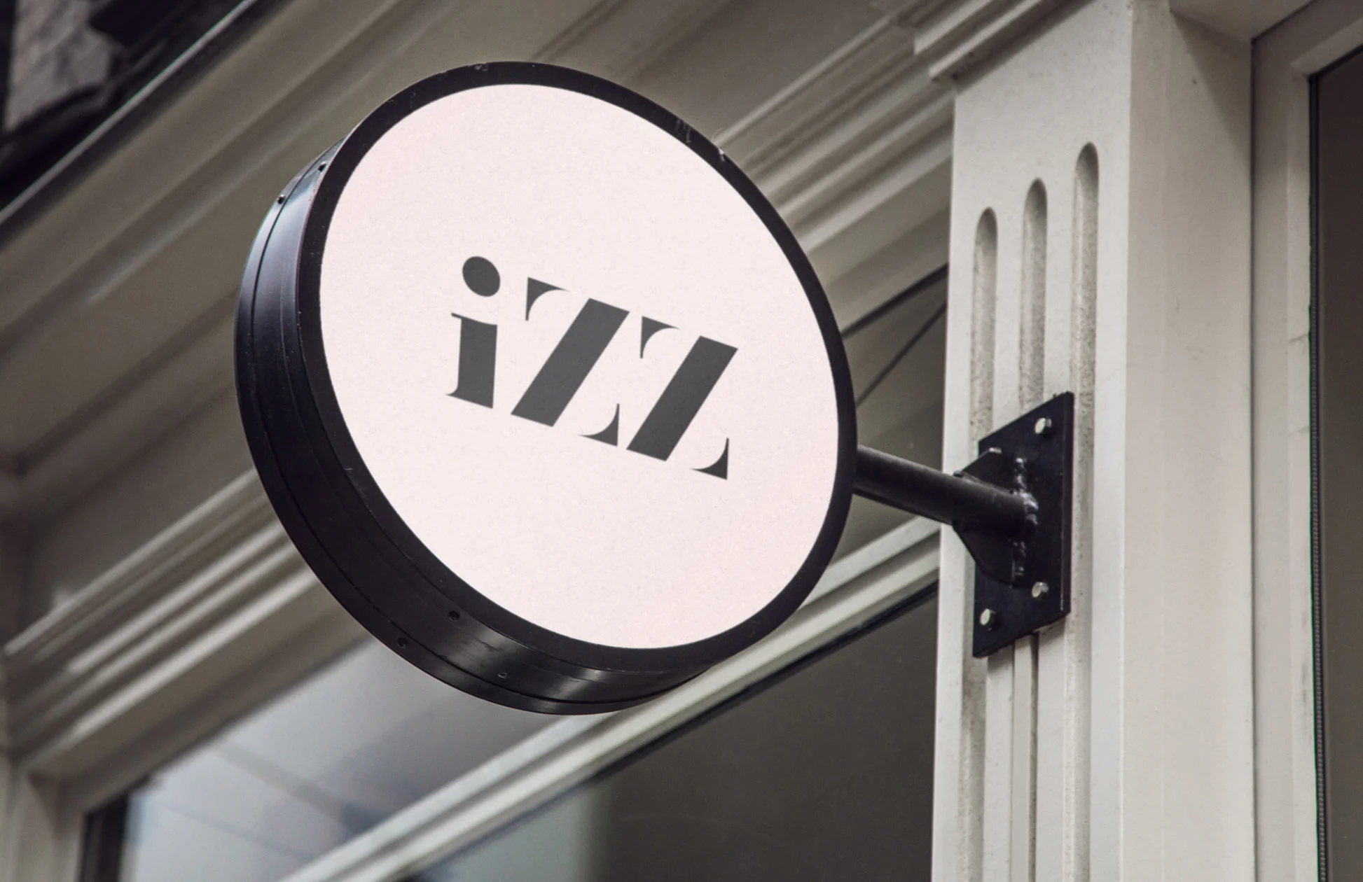 IZZ_Sign.jpg