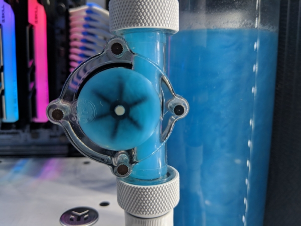 Inset on Bitspower Flow Meter