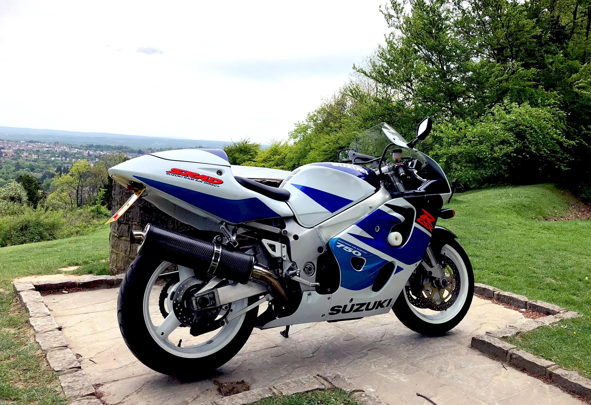 Looks mint from here, doesn't it? 