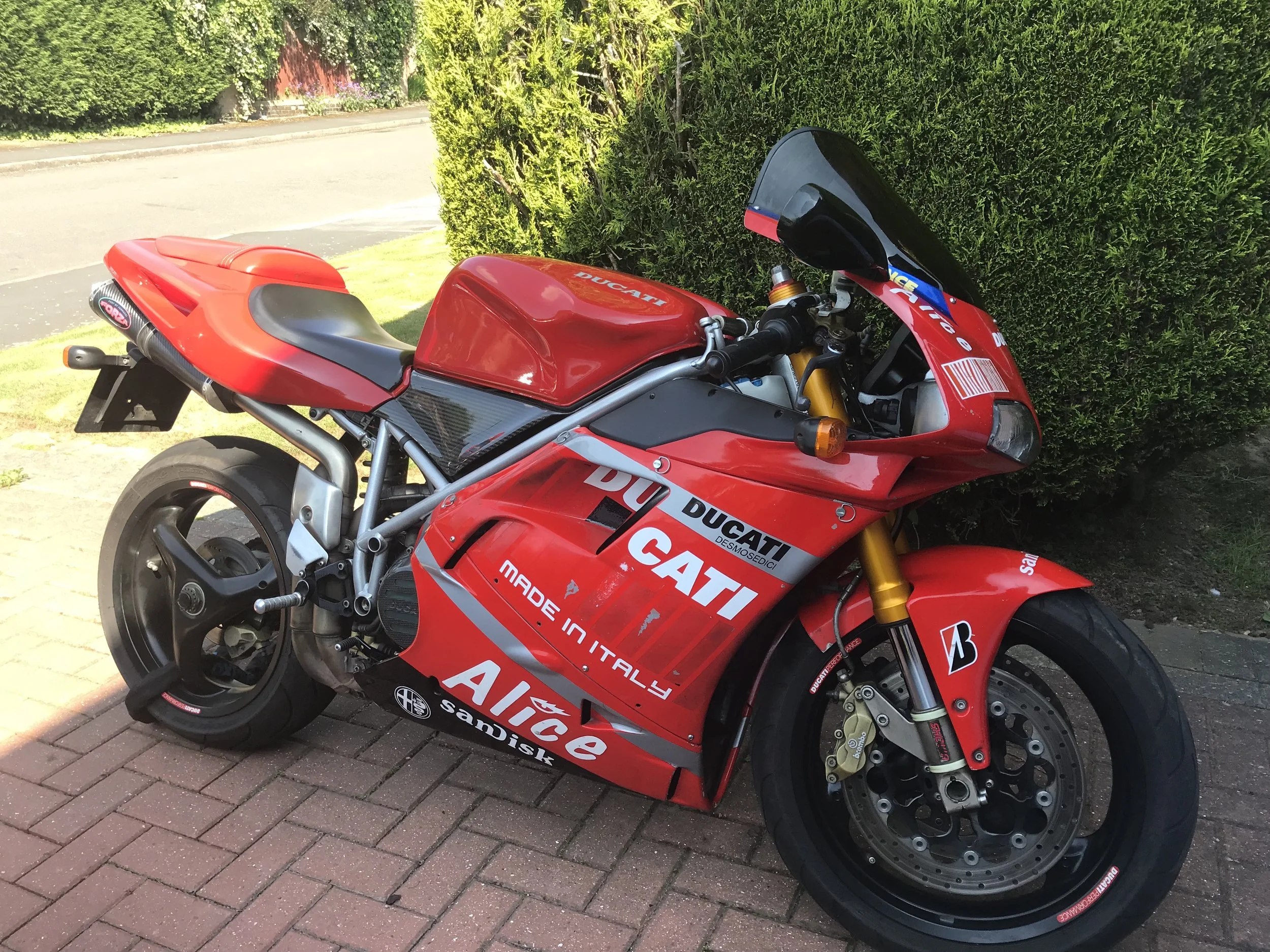 Lovely bike. Nasty, nasty fairing.