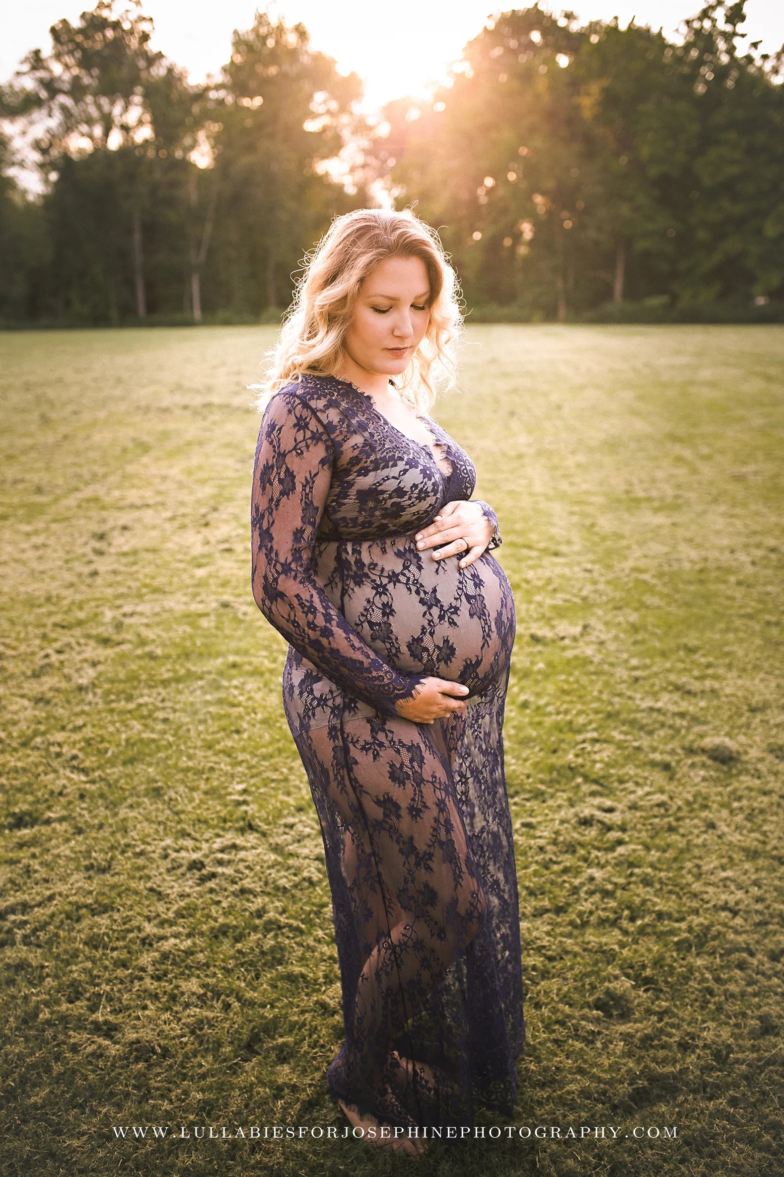 22Amanada-Maternity17_WEB.jpg
