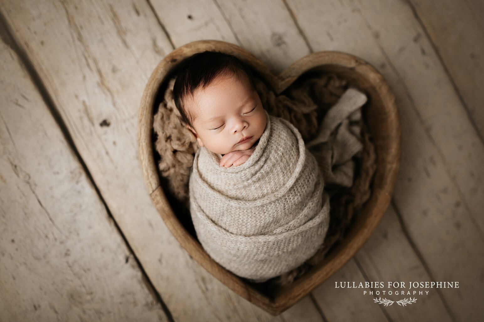 best-newborn-photographer-nj-nyc-summit_0116.jpg