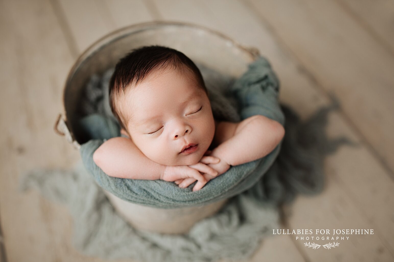 best-newborn-photographer-nj-nyc-summit_0118.jpg