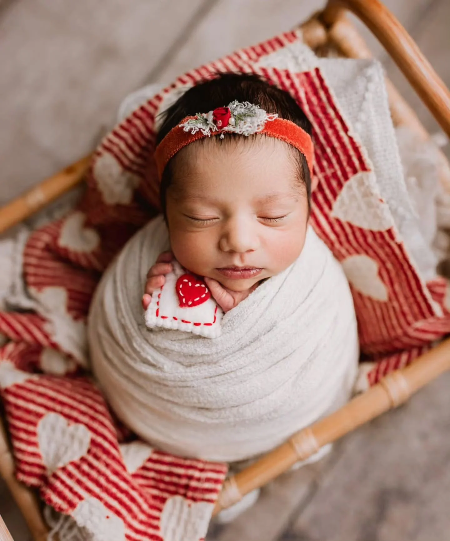 Happy Valentine's day!! ❤️❤️❤️

NJ newborn photographer, nj baby photographer, Valentine's day, newborn photography

#njportraitphotography #NJNewbornPhotographer #TamaraVazPhotography