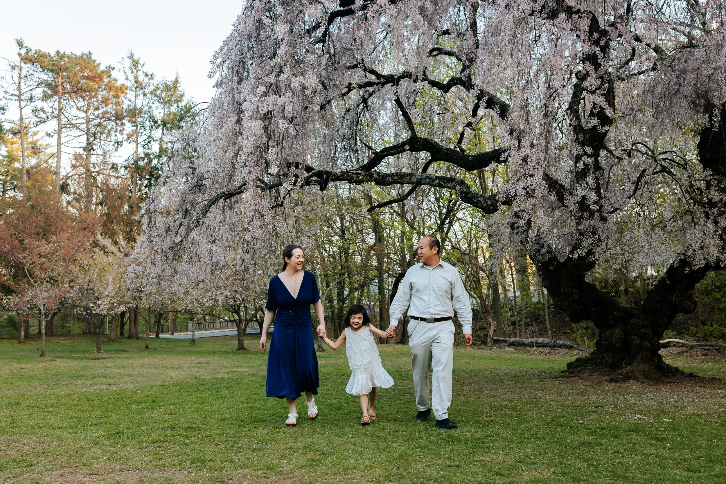 5 Tips to Take Family Pictures While Traveling | Morris County, NJ Family Photographer