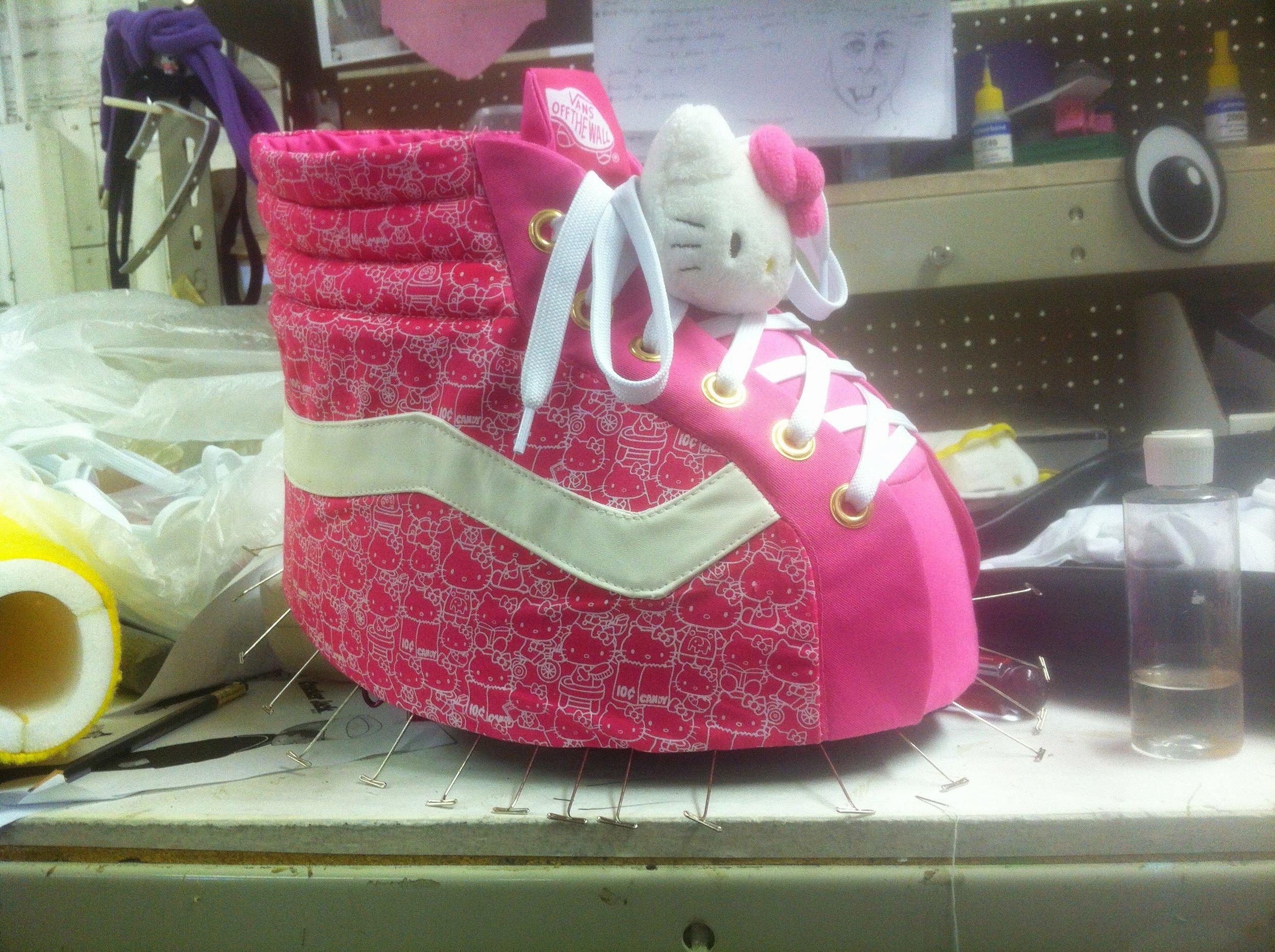 Hello Kitty Vans shoe