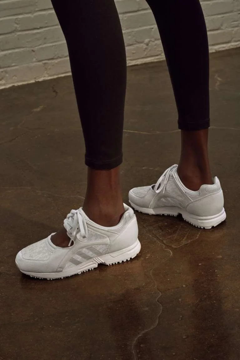 6750_JD_ADIDAS-GBC_EQT_PT2_CloseUp_WOMEN_1196_V3.jpg