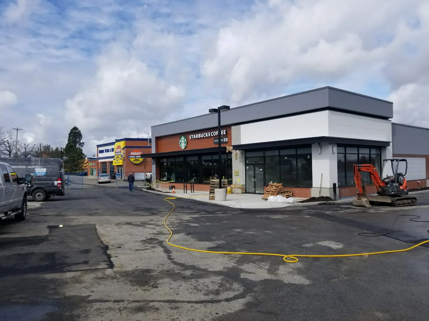 Next Level Caulking serving Venti