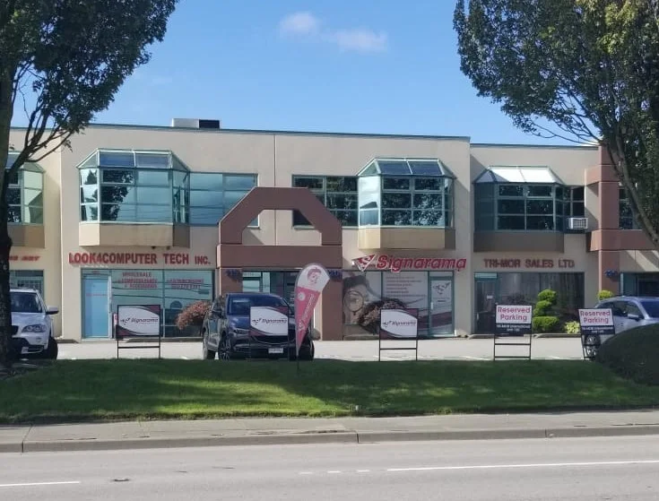 Exterior Caulking and Tilt Top Joints for Signarama in Richmond