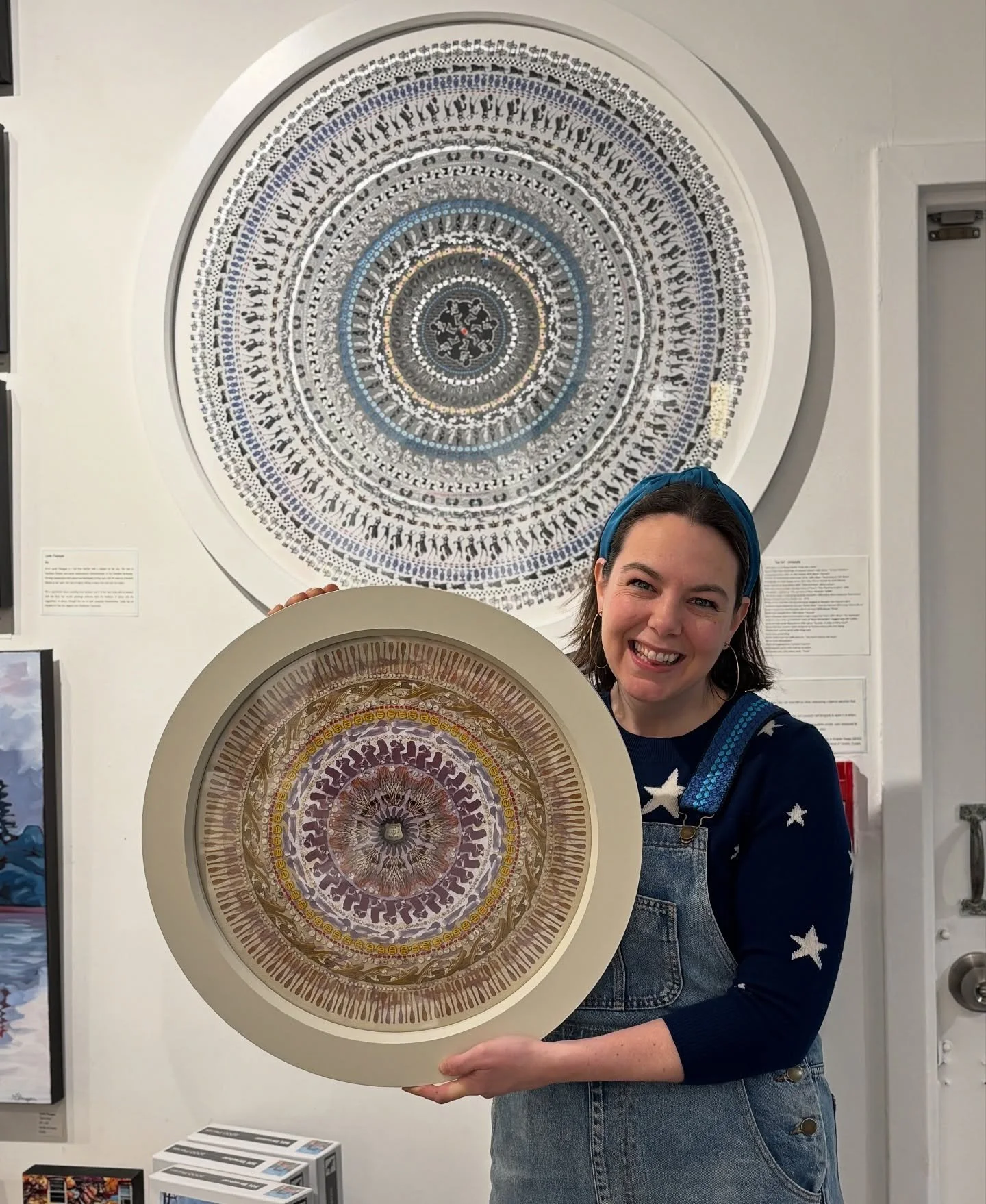 NEW✨ It is always fun to have Lesley Luce drop by the gallery! We are excited to have her deliver a new beautiful piece to us today! 

You can now see this new piece and more by @lesleyluceart here @bluecrowgallery 

#originalart #canadianart #artfor