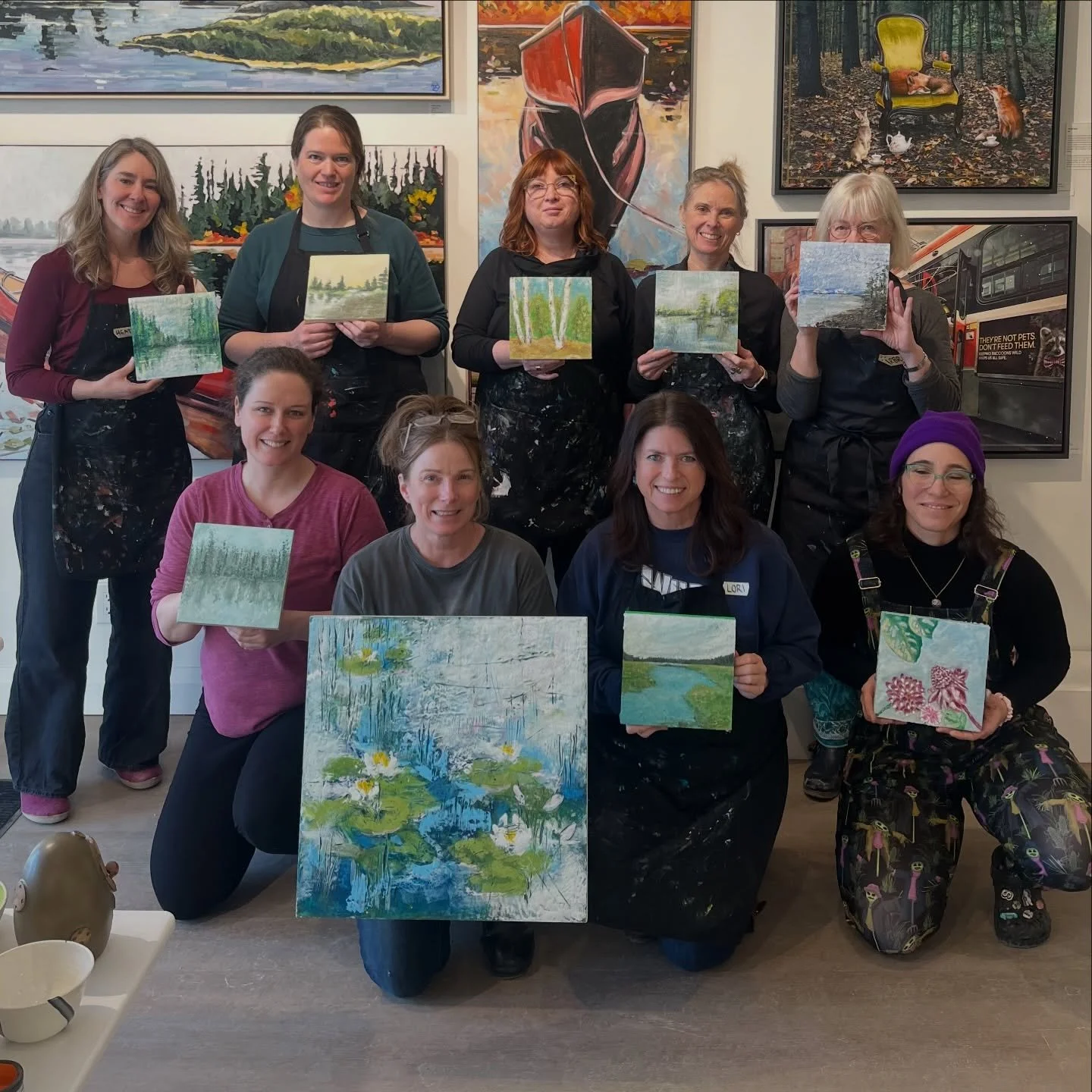 Sunday in the studio with Ann Shier learning all the tips of tricks to encaustic landscape painting. This workshop was so much fun and everybody made such beautiful pieces. The textures and possibilities with encaustic painting is endless fun! 
Thank