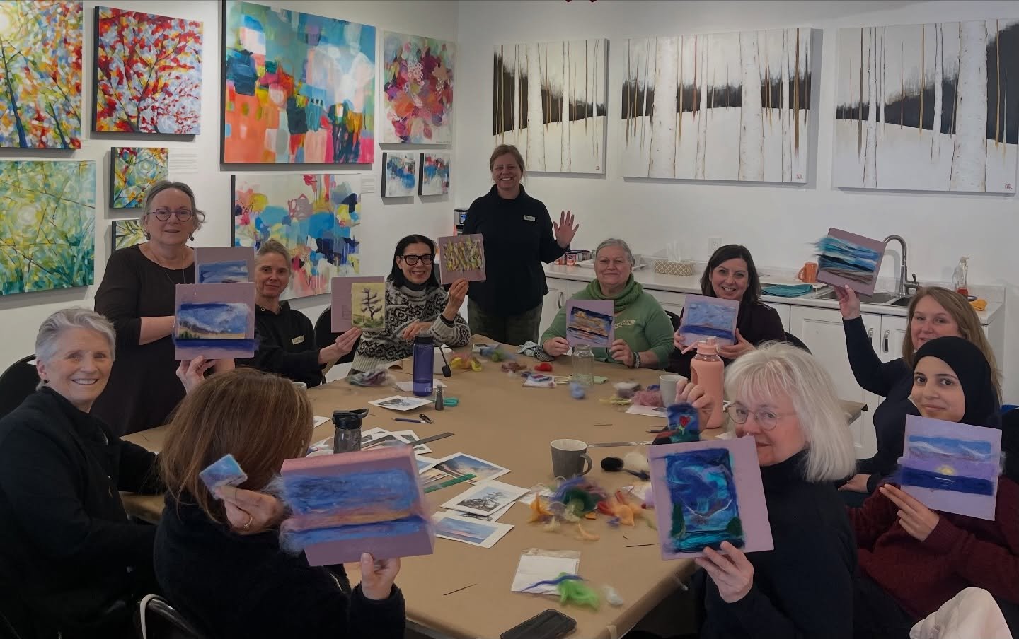 What a fun way to spend a Sunday! Thank you Jenn Raetsen for joining us in the studio today to teach a wonderful felting workshop.  Everyone made such fun pieces. 

You can see a collection of beautiful felted landscapes by @jenfeltart available @blu