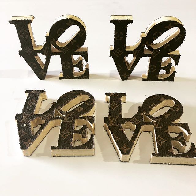 Love signs cut out of original Luis Vuitton leather for art pieces ✅ Need a custom cuts done? Call or send us an email for more info.
➖
➖
➖
#miamicncrouter #interior #art #cnccutting #architecture #interiordesign #engravings #wynwood #prototyping #brickell #interiordecor #instagood #millwork #beautiful #design #commercial #installation #walnut #workshop #name #marketing #decor #art #luisvuitton #custom #event #miami #leather #sign