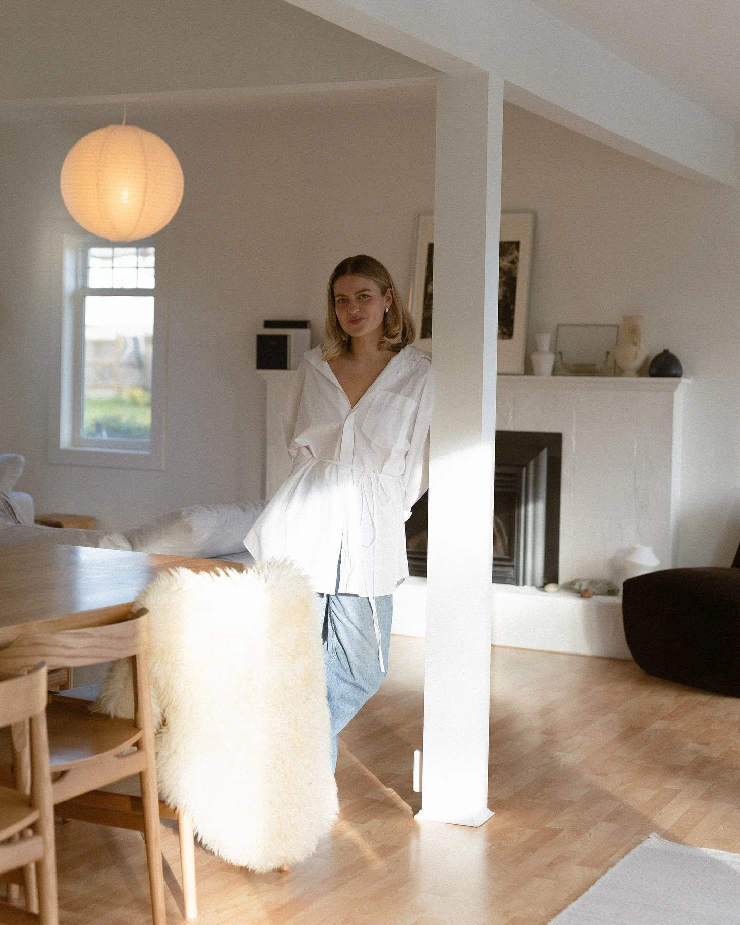 A peak inside the home of @joykinna for @_karolinacook