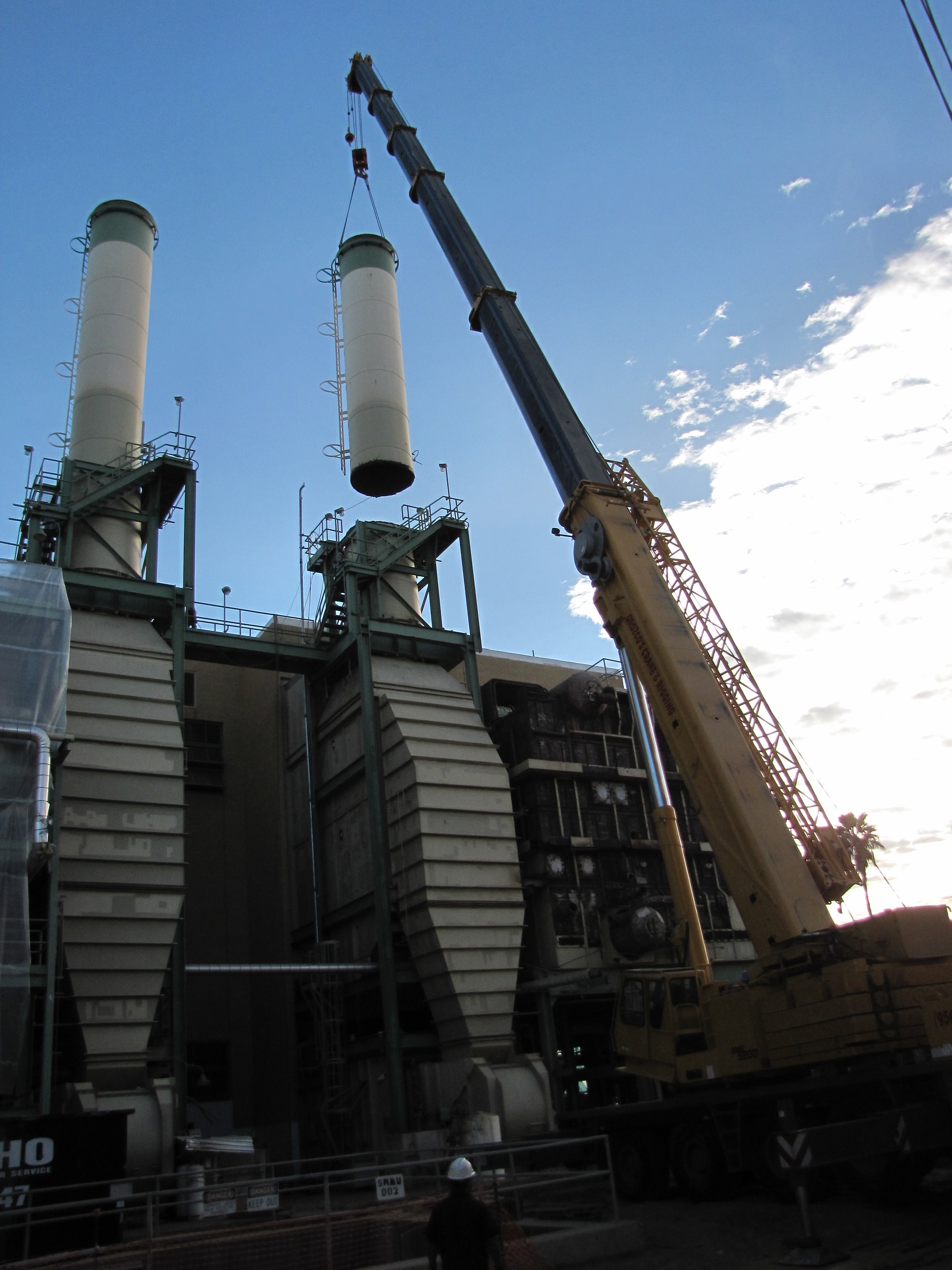 Laredo Power Plant demolition
