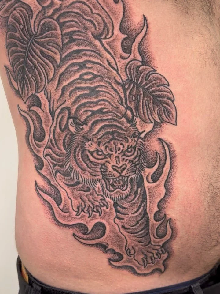 Finished a super fun Tiger project. Gimme gimme gimme more like this please! Made at @rareheartstattoo