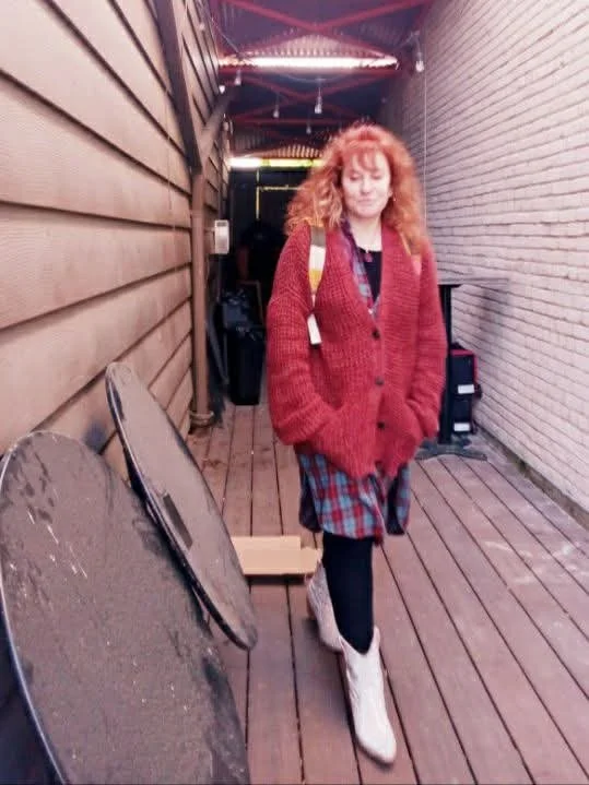 Rachel Raven bluesy acoustic could and vocalist