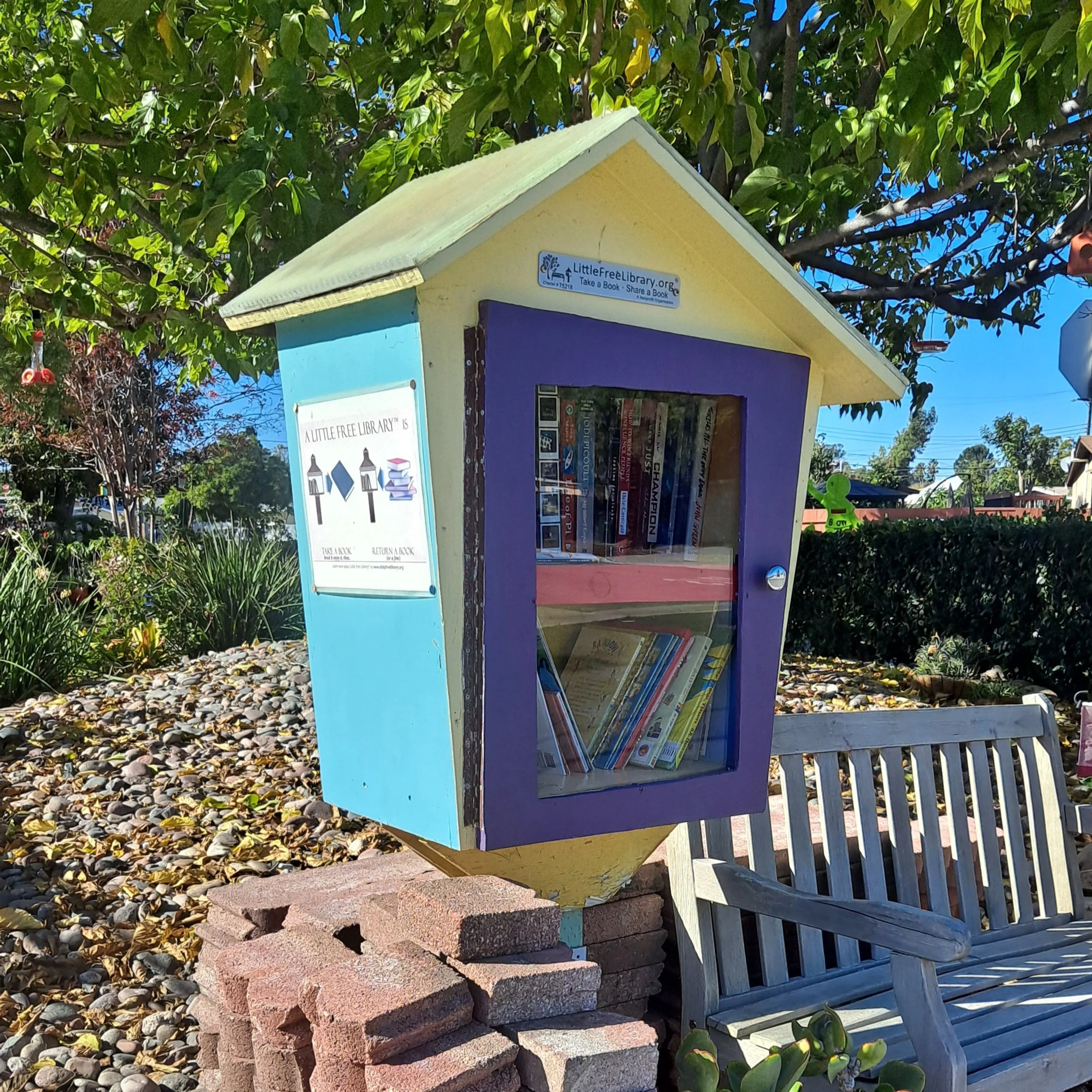 Poway, CA - Standish Dr