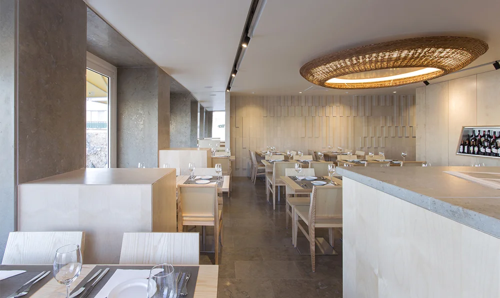 05_Restaurante na Praia da Rainha, Cascais.jpg