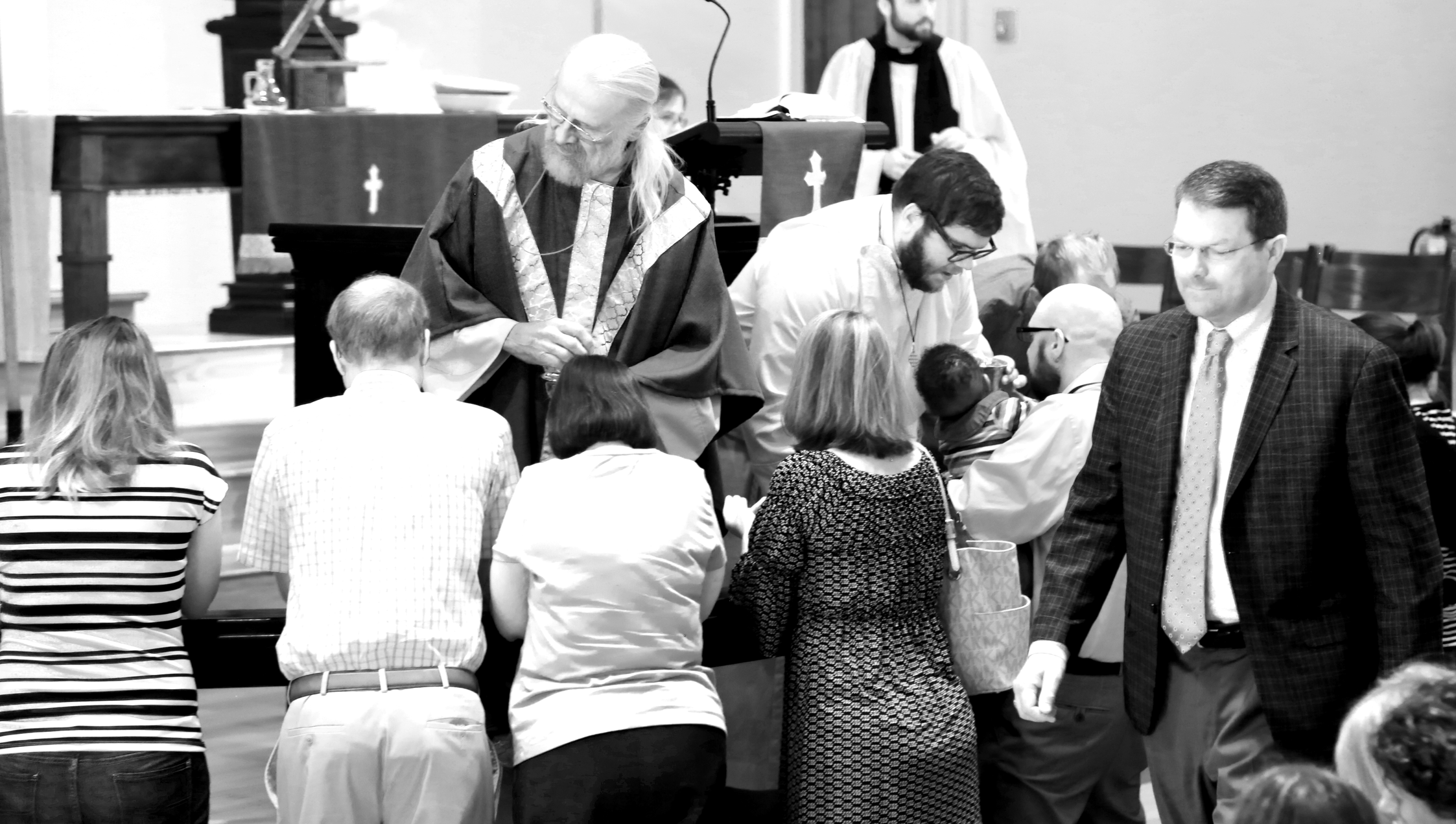 communion bnw.png