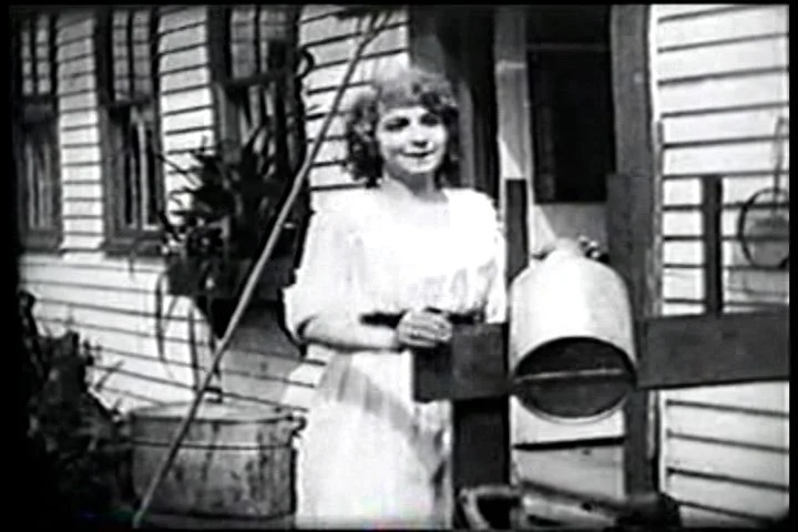 Sally Perkins.jpg
