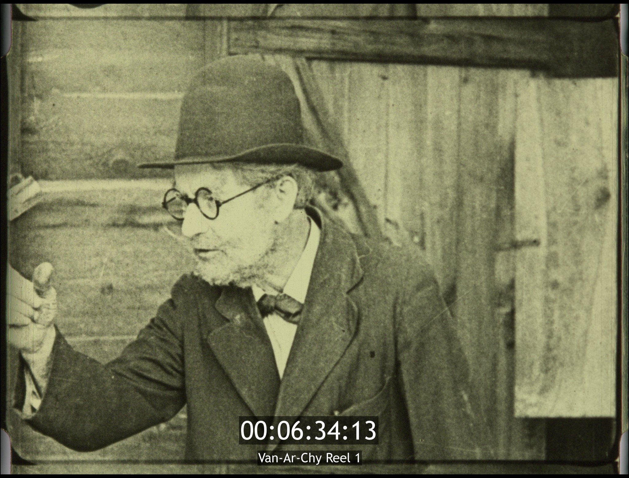 Van-Ar-Chy Reel 1.00_06_34_13.Still010.jpg