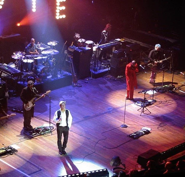 Bowie Alumni in Concert : Gerry Leonard, Mike Garson, Gail Ann Dorsey, Mark Plati &amp; Special Guests