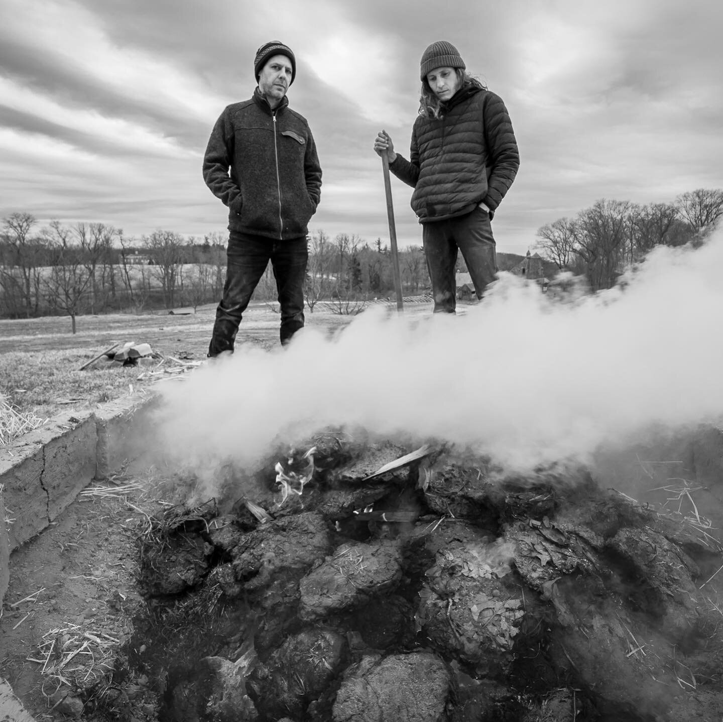 Photo series of Tuesday&rsquo;s pit firing of plates with @shed_project @shanemichaelhardy @chefdanbarber  @stonebarns Details in stories. #stonebarnsresidency