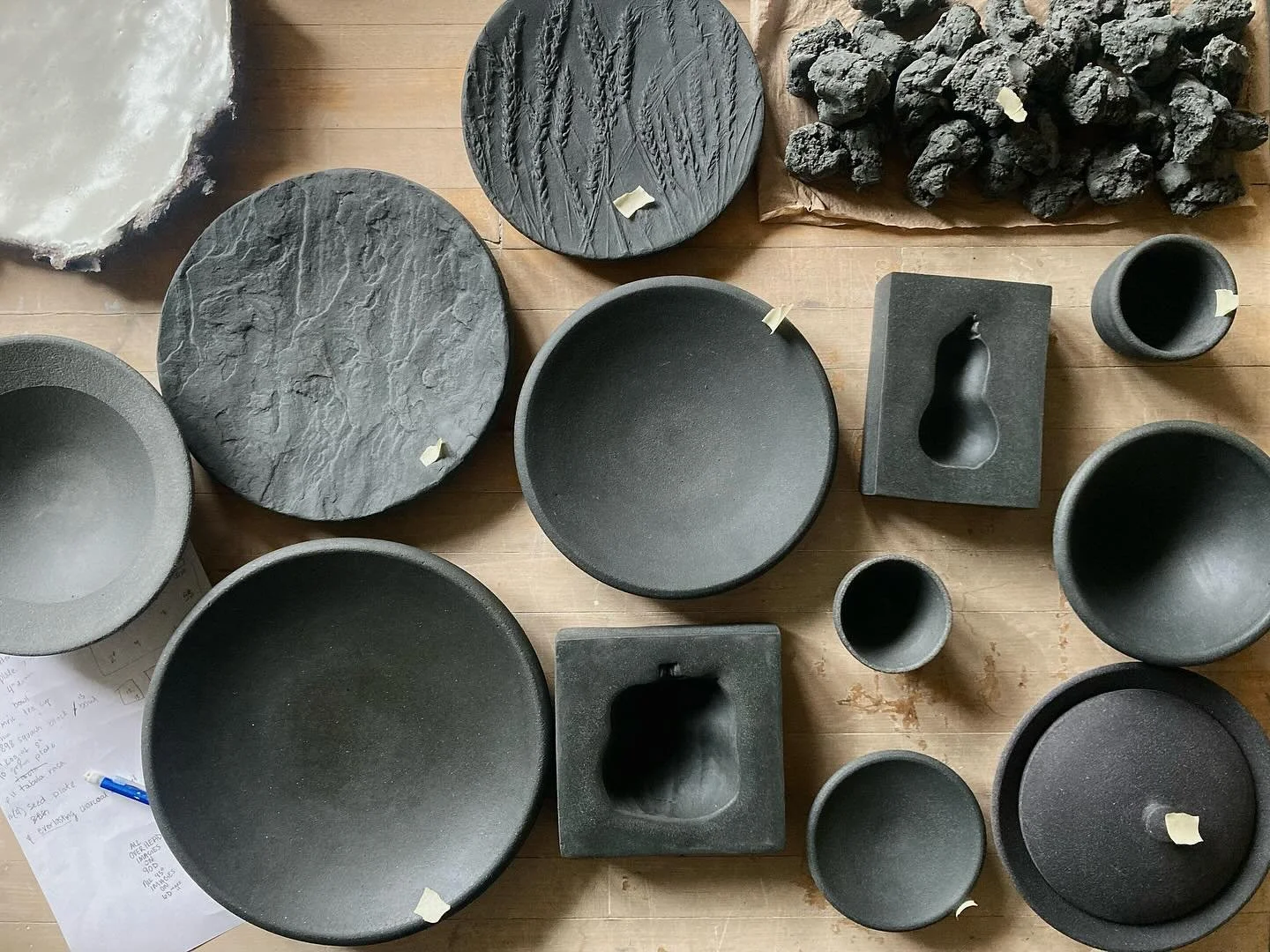 Finally starting to archive a decade of work.
#ceramics #archive #chef #potter