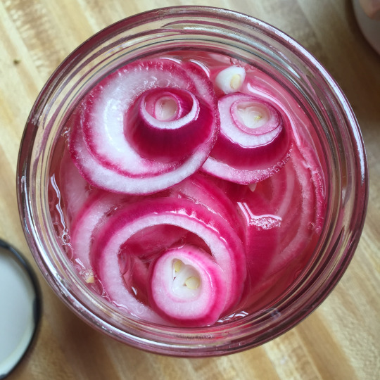  Pickled red onions for my tacos 