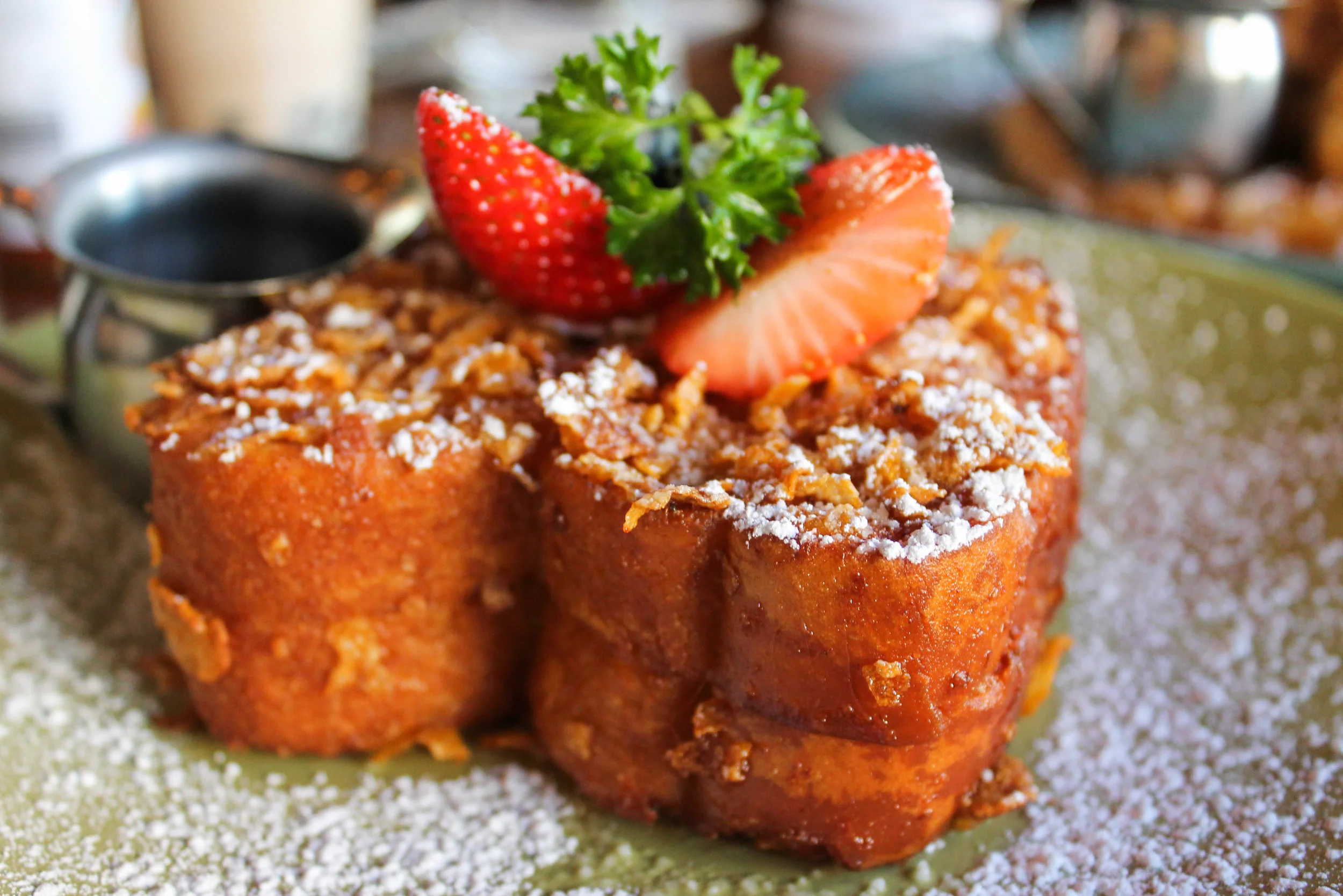 Blueberry marscarpone stuffed crunch french toast