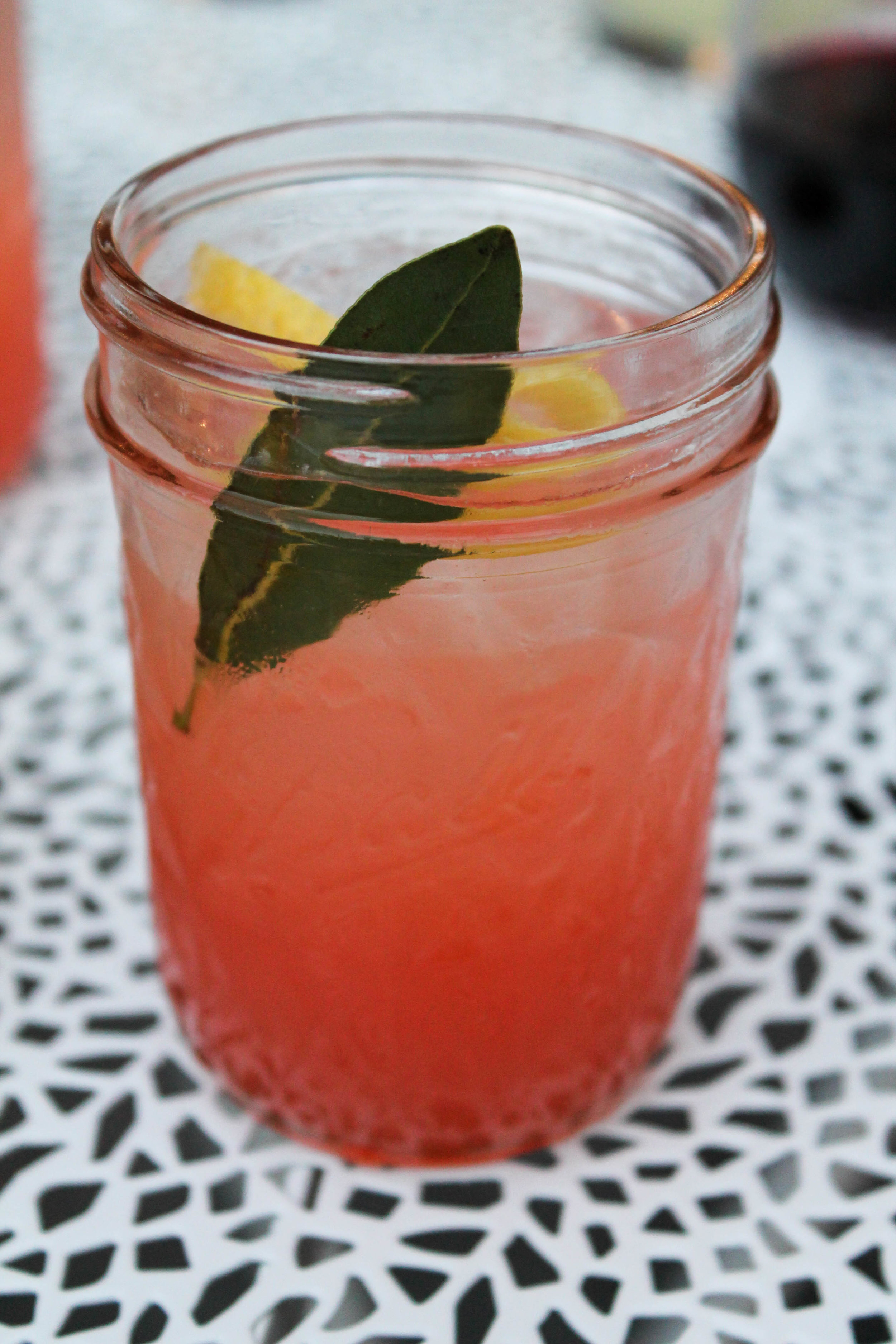 Gin cocktail