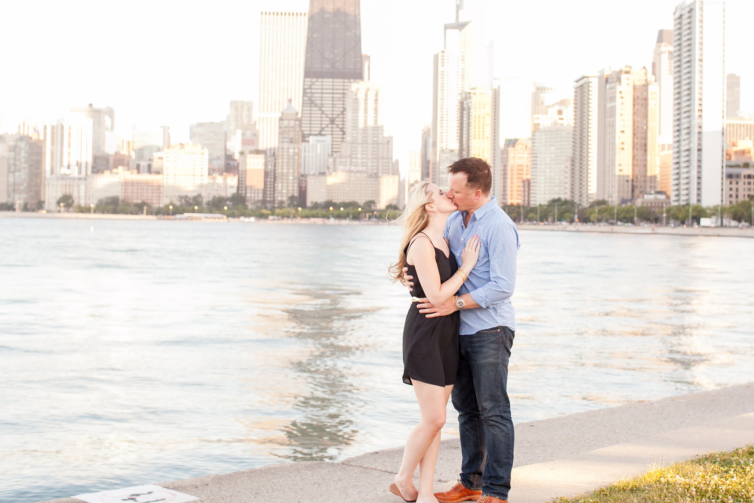 chicago-skyline-engagement-session
