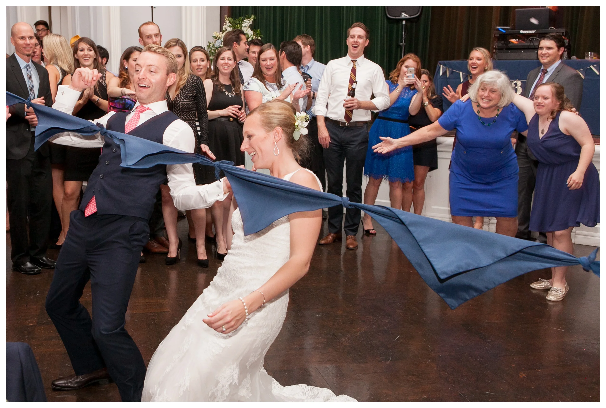 womans-club-of-evanston-wedding_0021.jpg