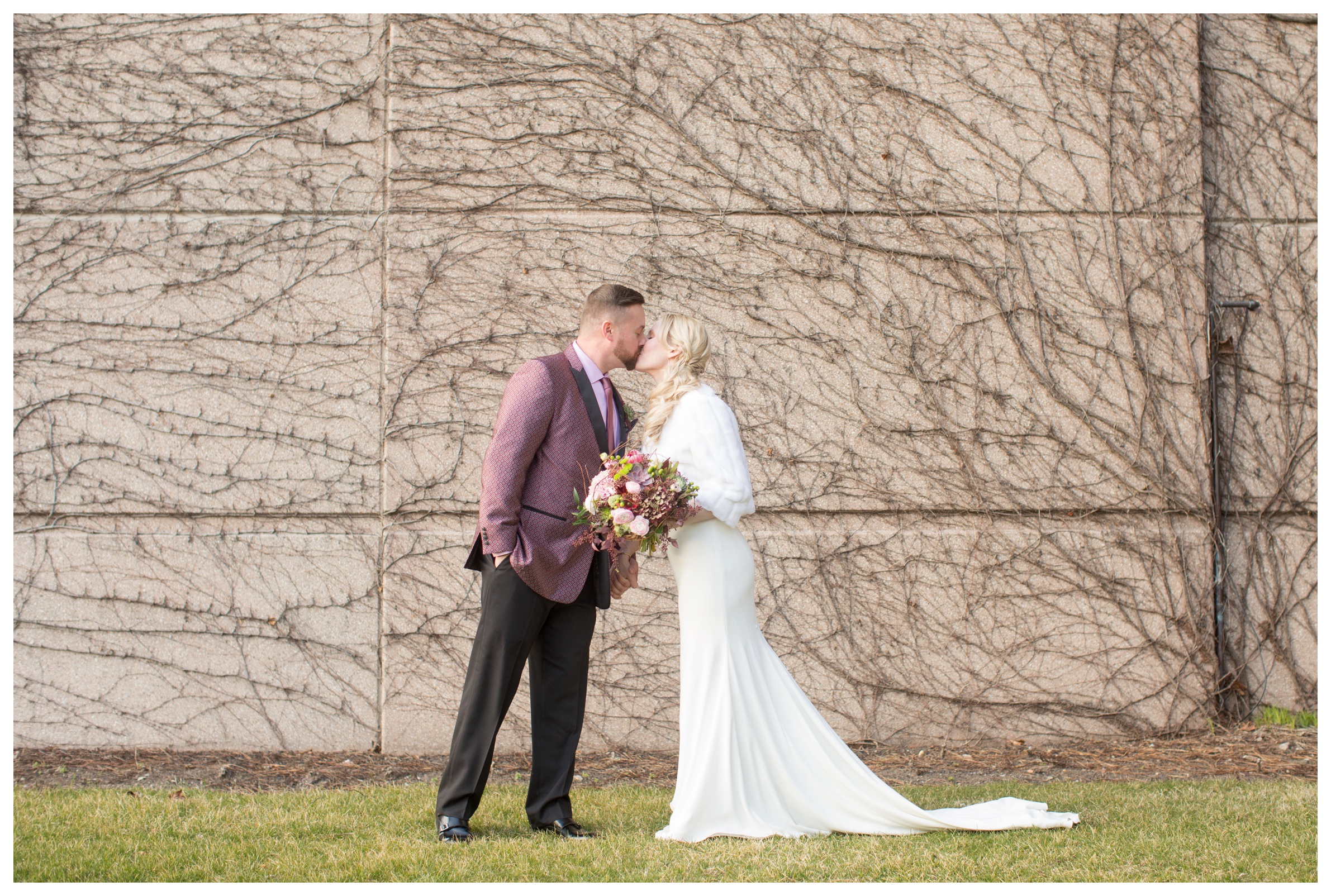 guaranteed-rate-field-wedding-photographer