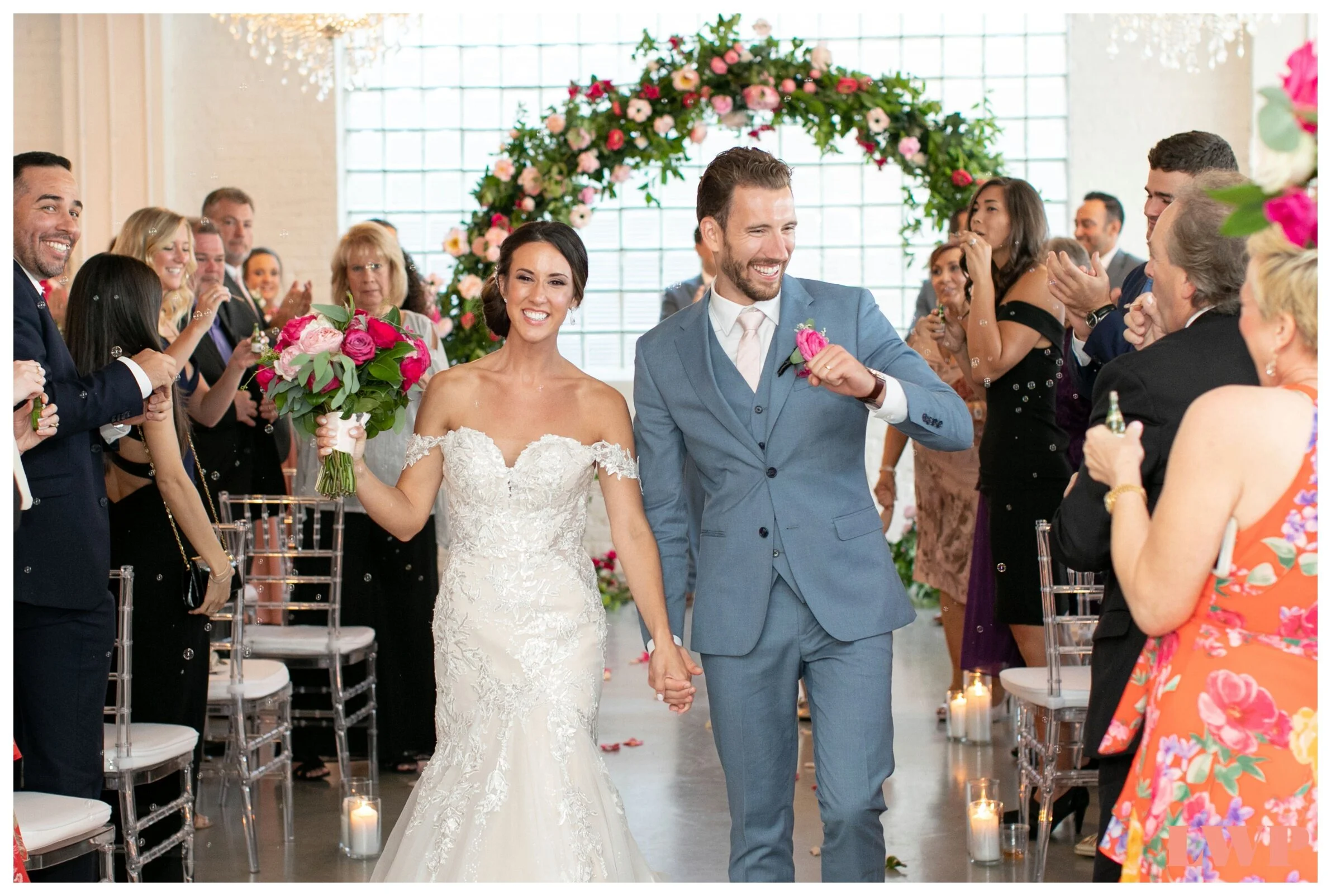room-1520-wedding-chicago_0015.jpg