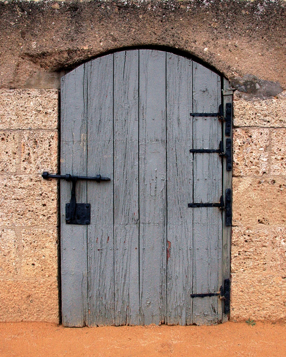 6636 - Door from Bulls Run into Ring .jpg