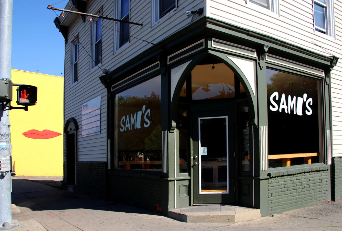 9289 - Samis Corner Kingston .jpg