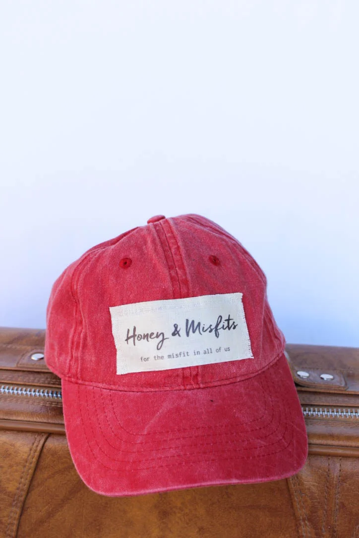 honey-misfits-baseball-cap-hat-retro-red