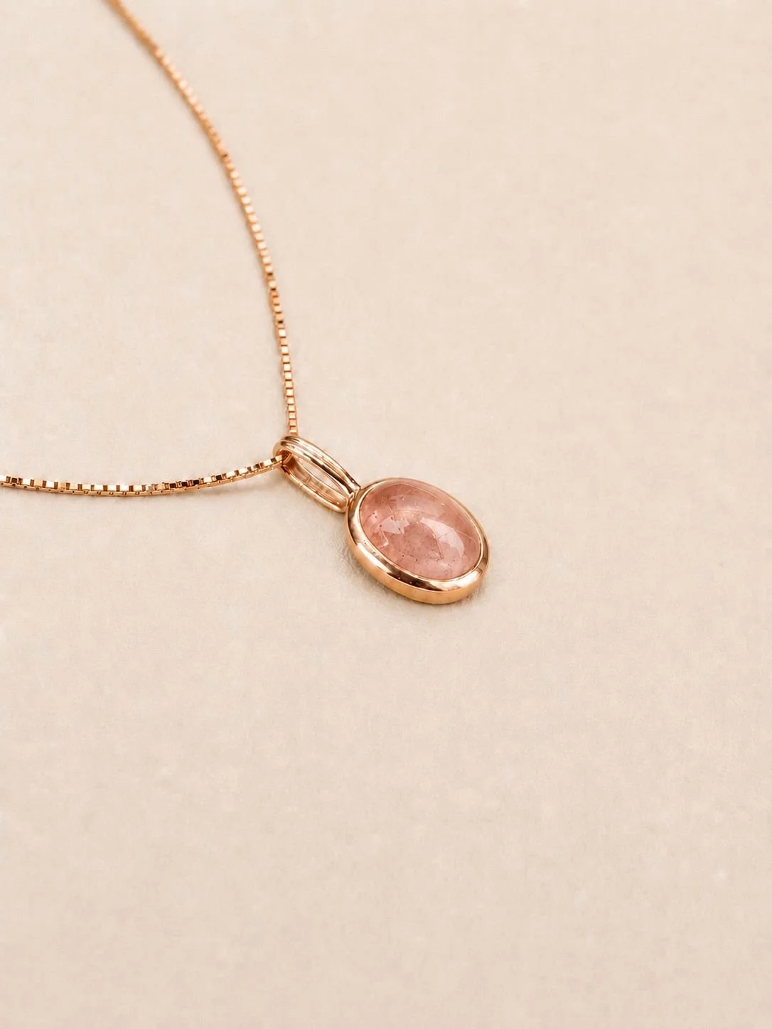 collana-in-oro-rosa-con-tormalina.jpg
