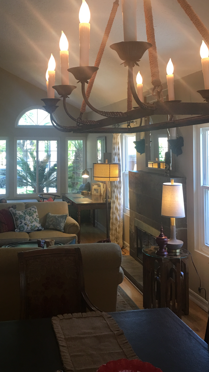 Tuscan warmth in the Kappas house